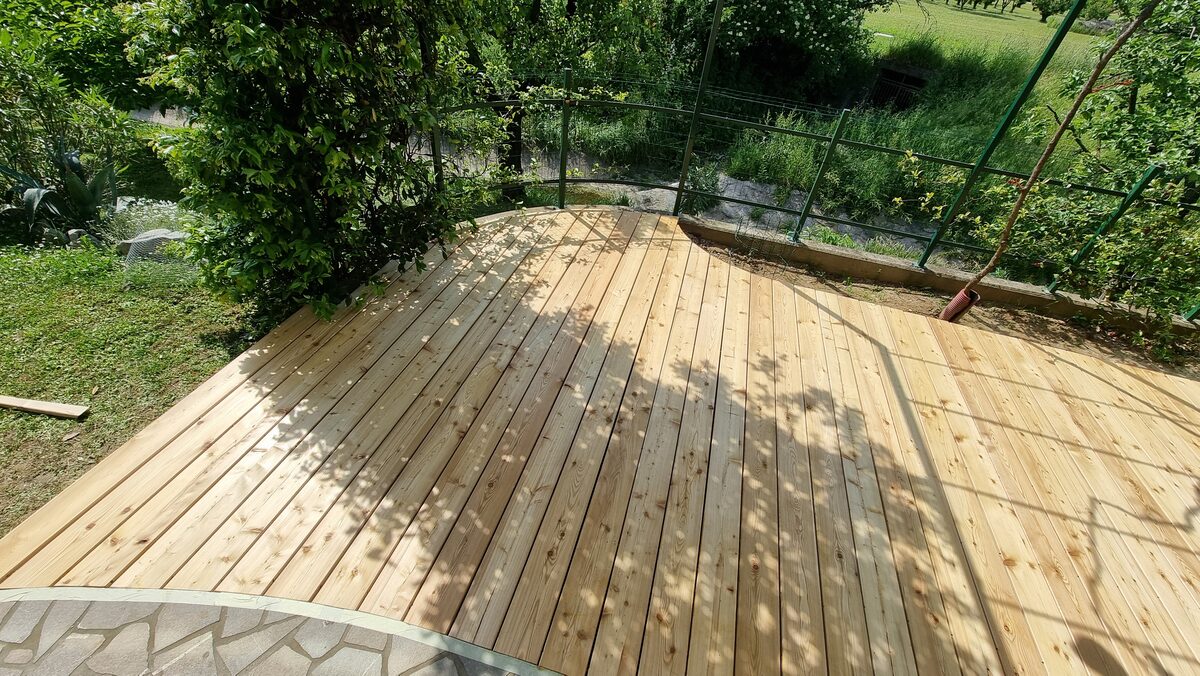 Zavita terasa sibirski macesen