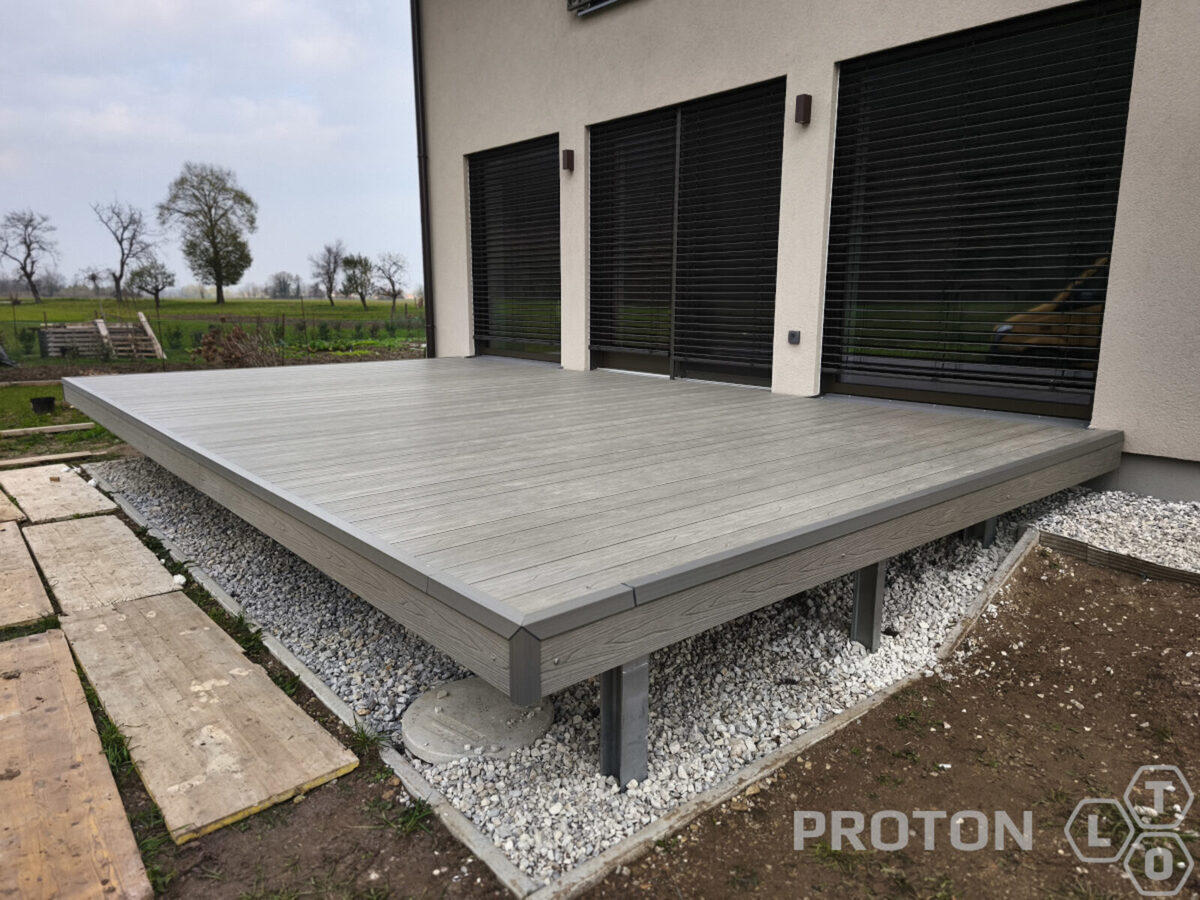 WPC terasa pod Krimom