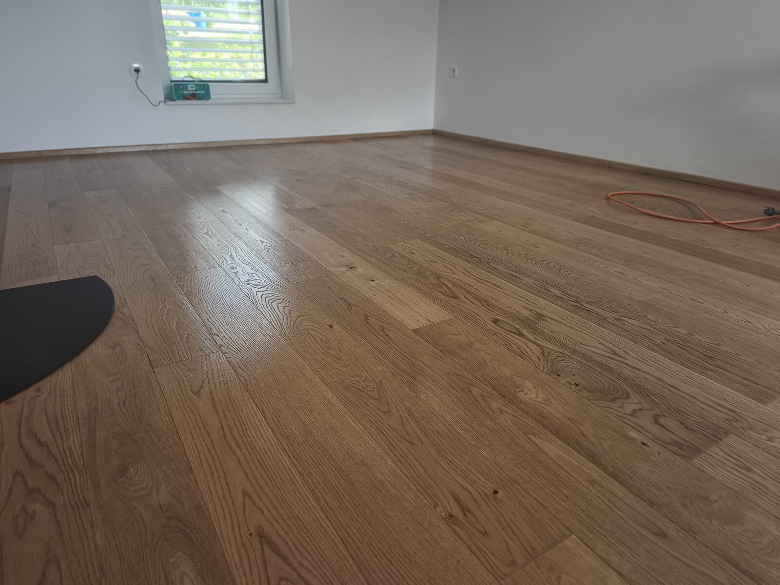 Oljenje hrastovega parketa
