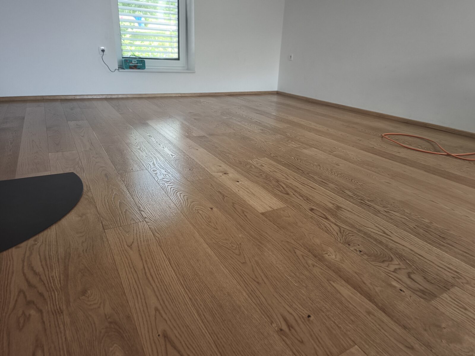 Oljenje hrastovega parketa